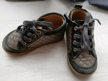 Chaussures Shoo Pom noires et dorées - Bon état